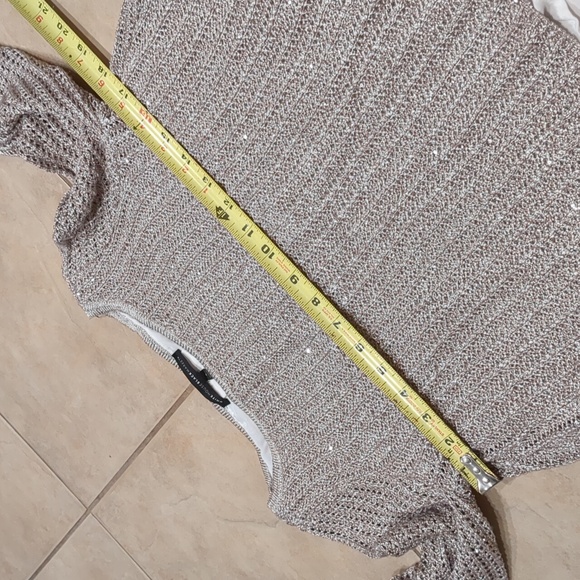 White House Black Market Metallic Blouse Size Small - Picture 5 of 7